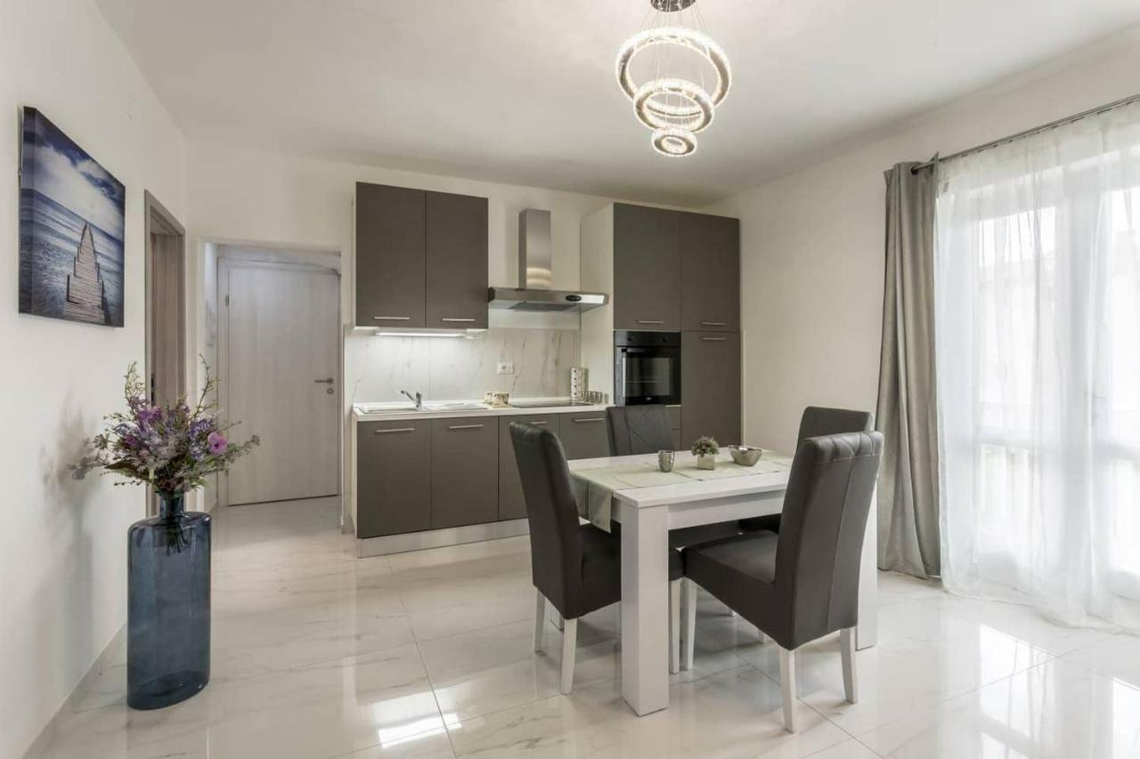 Royal Silver Apartment Vodice Ngoại thất bức ảnh
