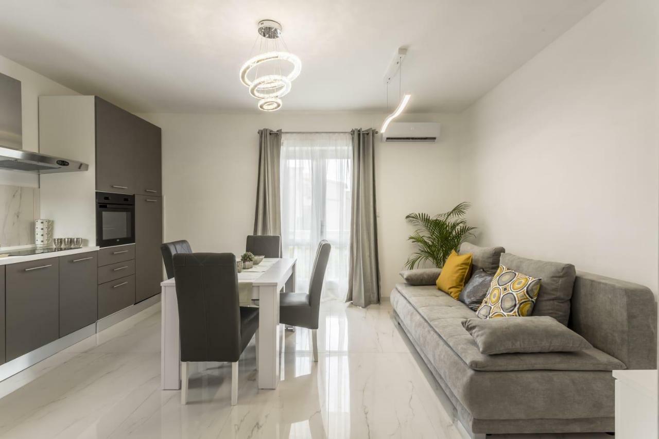 Royal Silver Apartment Vodice Ngoại thất bức ảnh